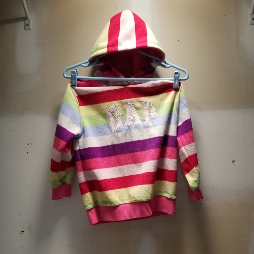 Hoodie girls size M Gap pull-over.